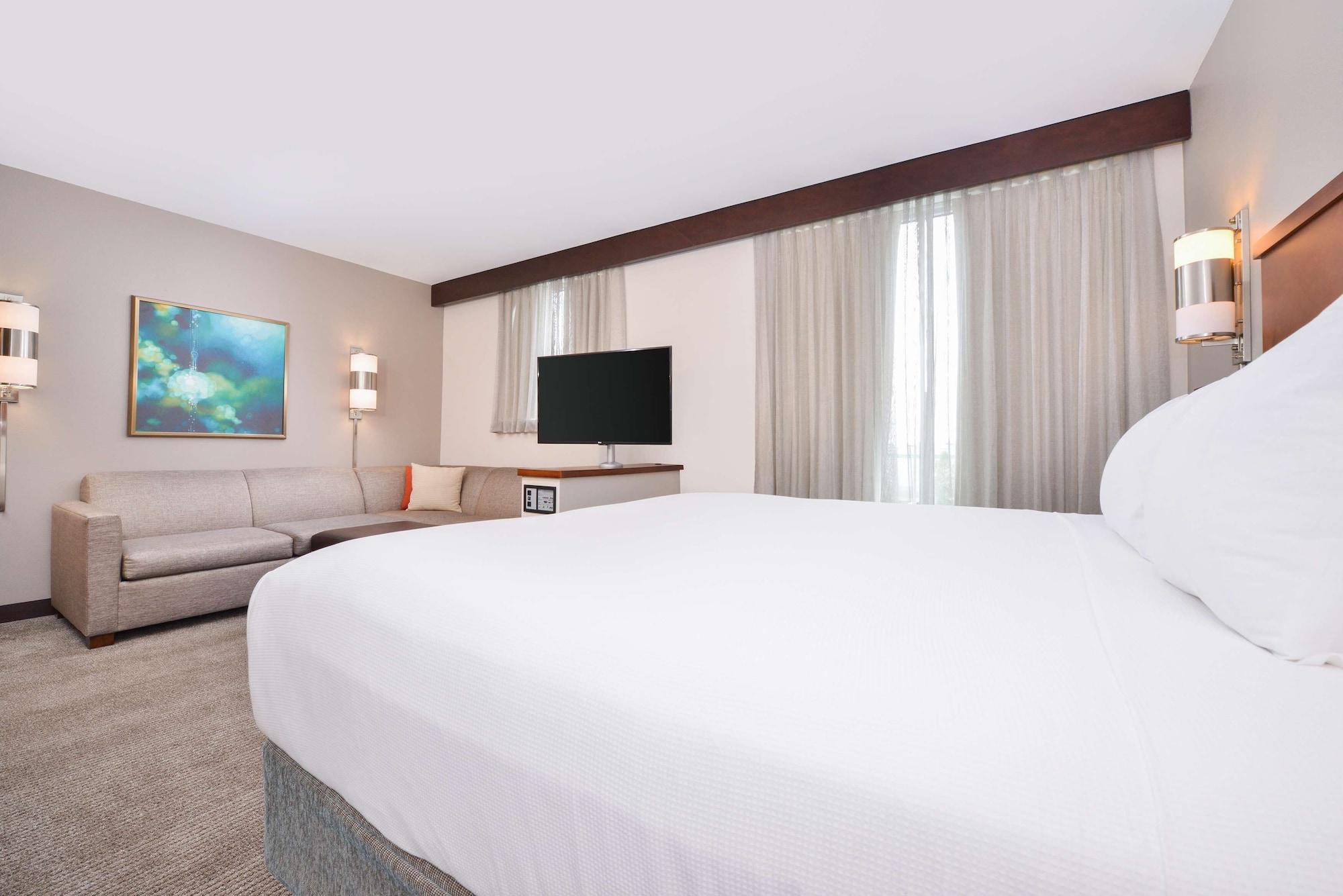 ไฮแอท เพลซ เชซาพีก/กรีนบริไบรเออร์ เชซาพีค  Hotel ภายนอก รูปภาพ