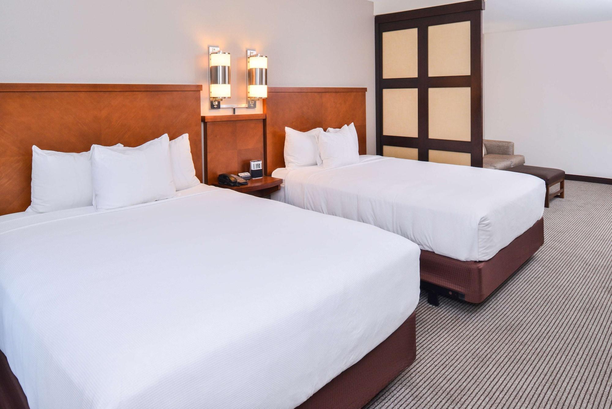 ไฮแอท เพลซ เชซาพีก/กรีนบริไบรเออร์ เชซาพีค  Hotel ภายนอก รูปภาพ