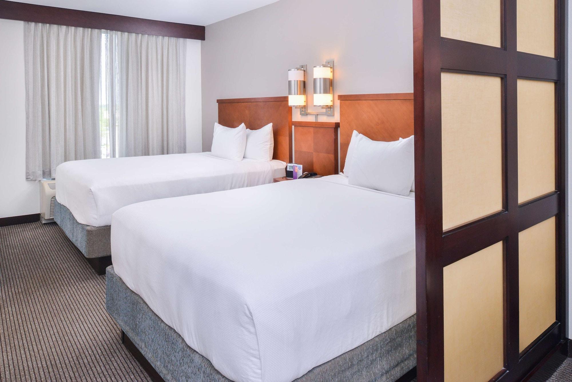ไฮแอท เพลซ เชซาพีก/กรีนบริไบรเออร์ เชซาพีค  Hotel ภายนอก รูปภาพ
